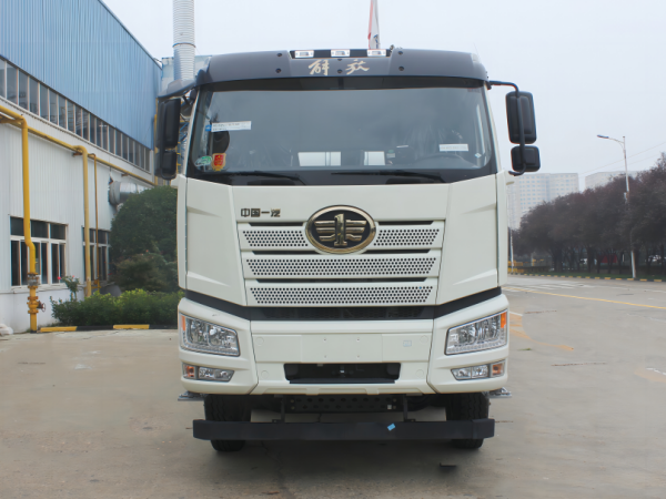 凌宇解放混動(dòng)攪拌車(chē)的特點(diǎn)有哪些？